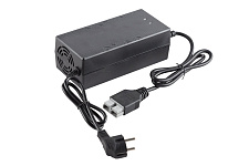 Зарядное устройство Rutrike для LiFePo4 аккумуляторов 60V32A/H (73V 5A) SB50 c